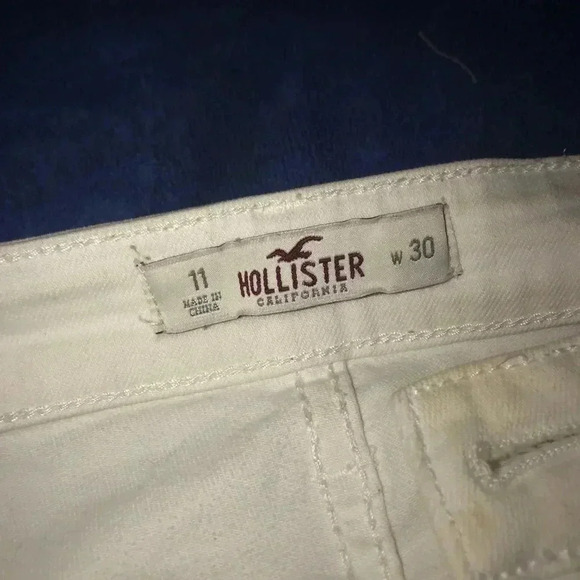 🌟White Skinny Jeans🌟 - Picture 3 of 4